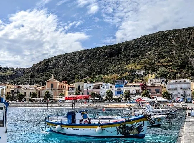 Bed & Breakfast Al Salvatore Di 4*