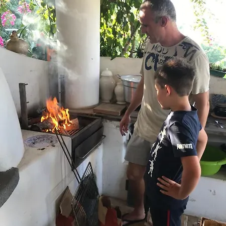 לינה וארוחת בוקר Al Salvatore Di 4*