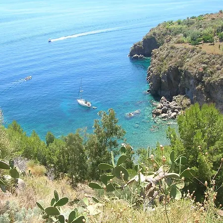 Al Salvatore Di Lipari (Isola Lipari)